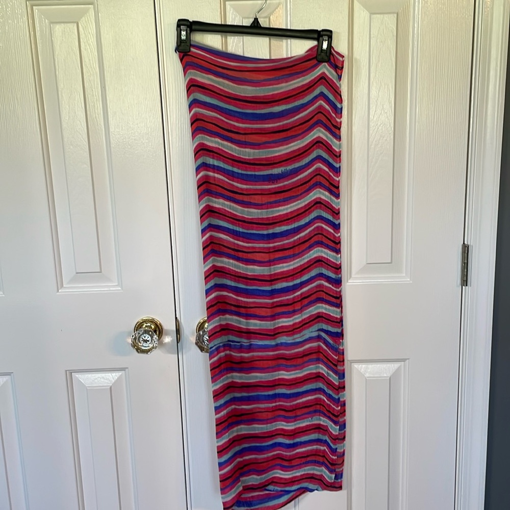 Lilly Pulitzer Infinity Scarf. Vintage. Very good condition. 100% rayon.